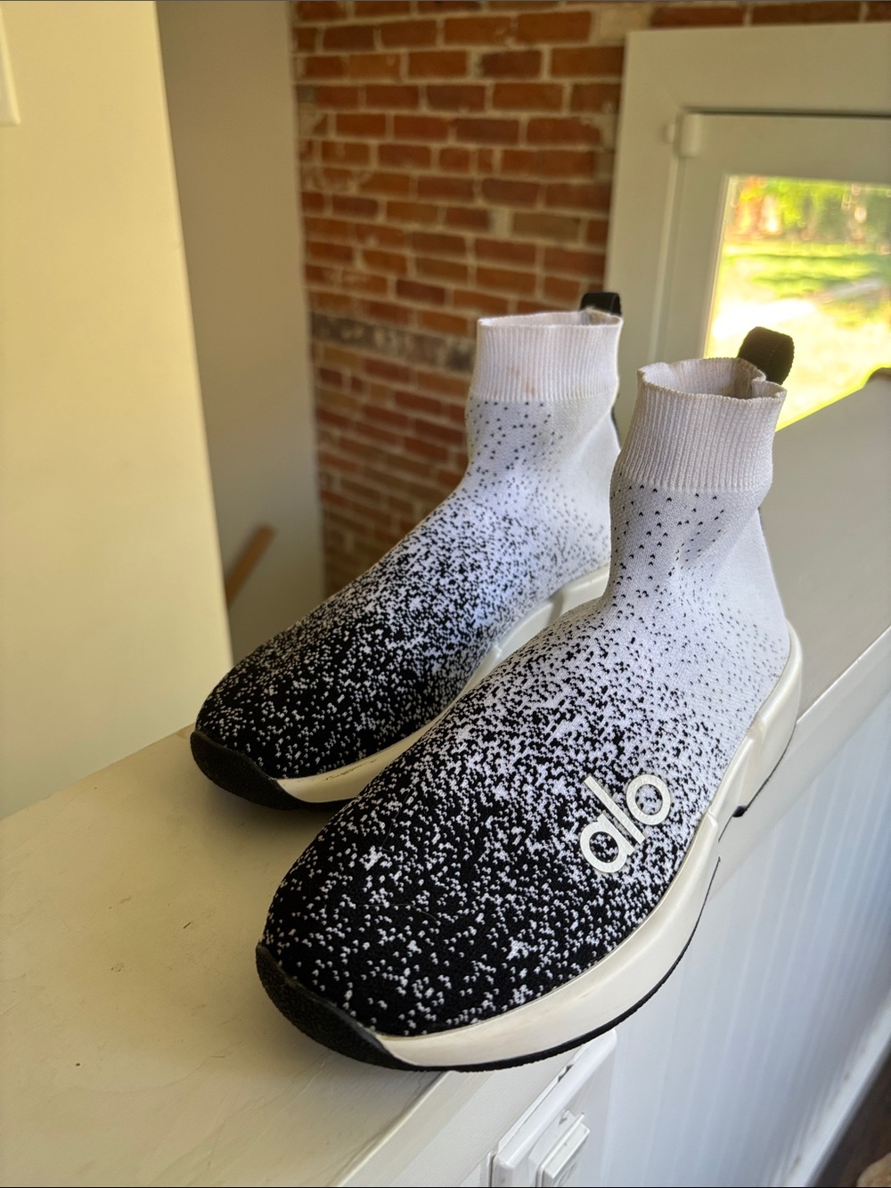 Alo Velocity Knit Sneakers